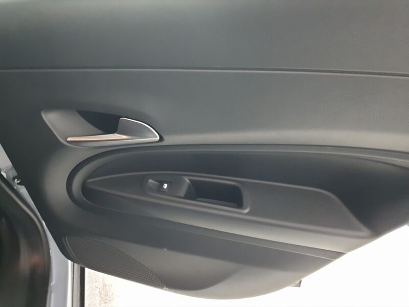 More views of Jeep Avenger