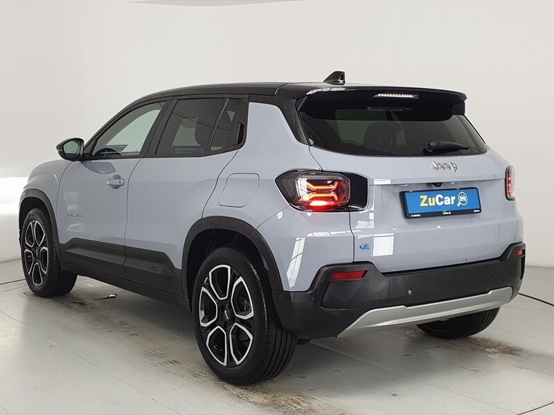 More views of Jeep Avenger