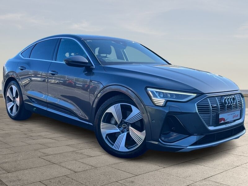 More views of Audi e-tron