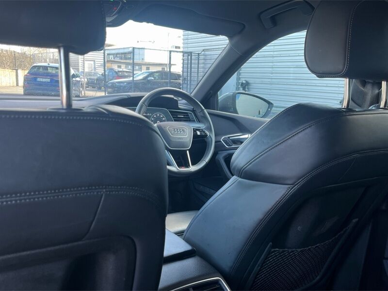 More views of Audi e-tron