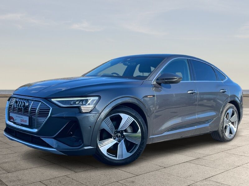More views of Audi e-tron