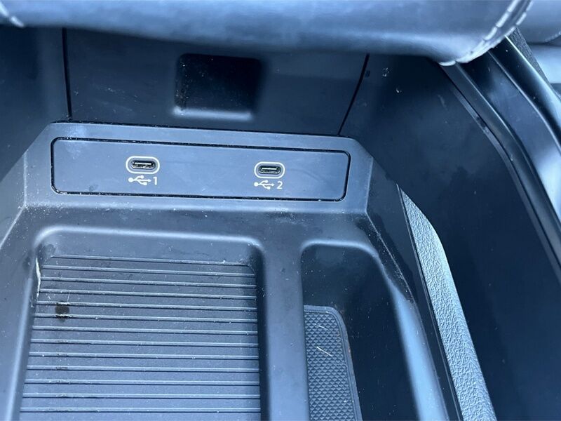 More views of Audi e-tron