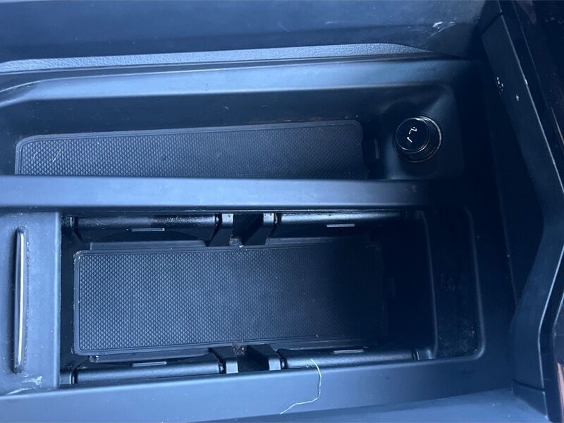 More views of Audi e-tron