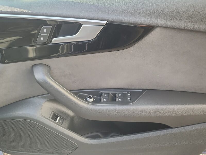 More views of Audi A4