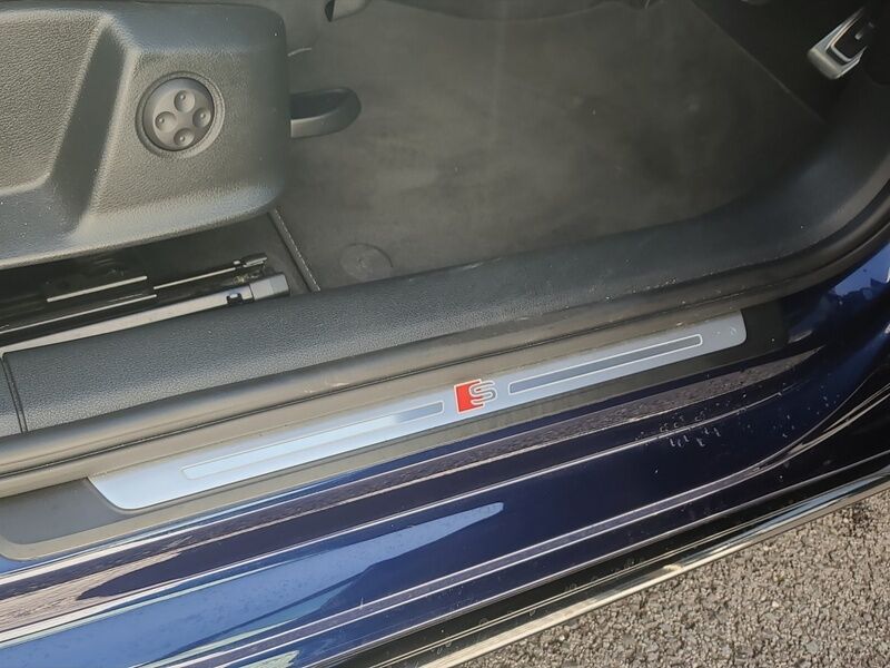 More views of Audi A4