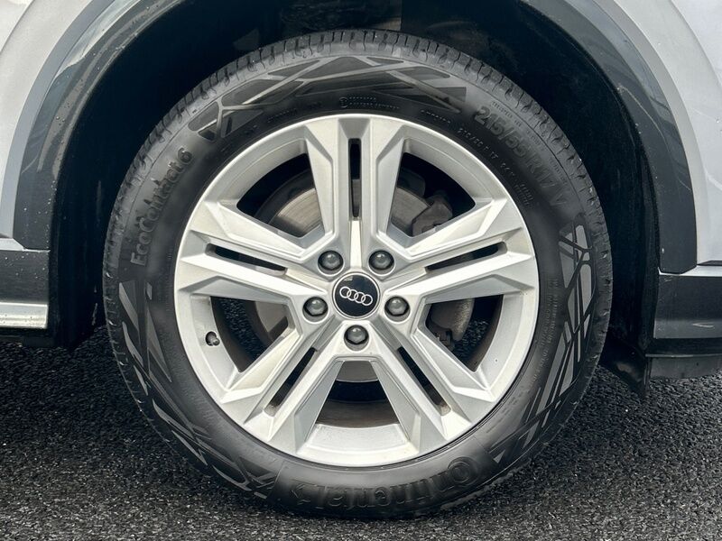 More views of Audi Q2