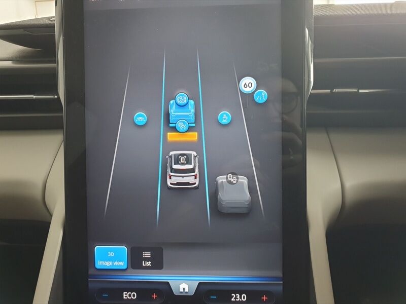 More views of Ford Explorer