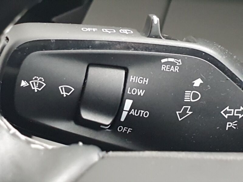 More views of Ford Explorer