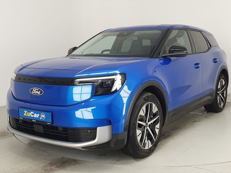 More views of Ford Explorer