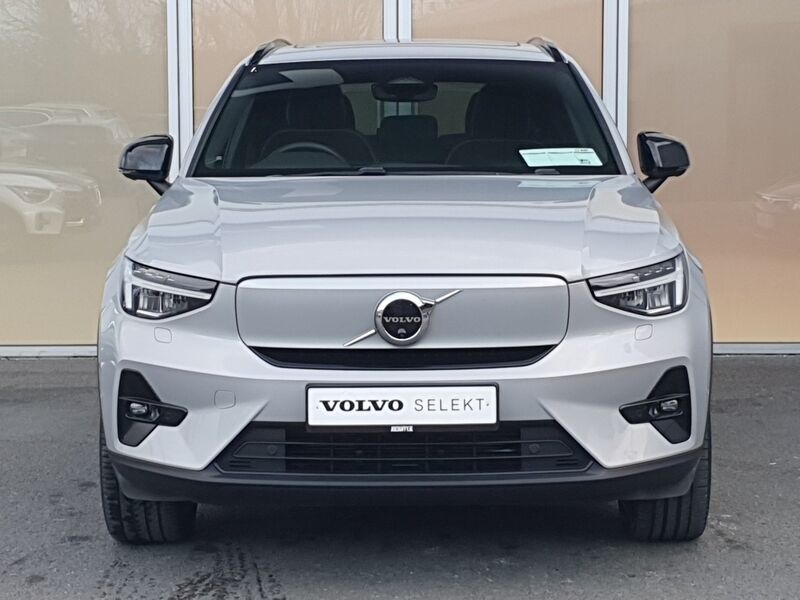 More views of Volvo XC40