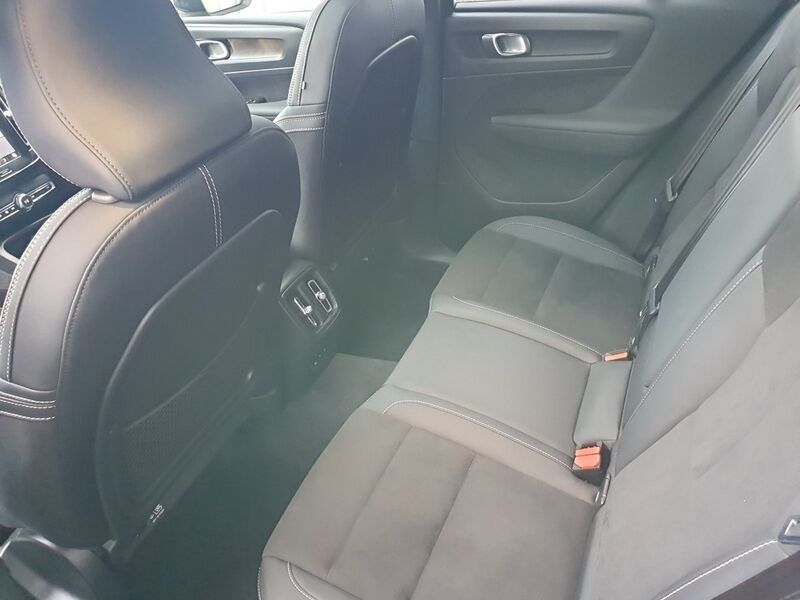 More views of Volvo XC40