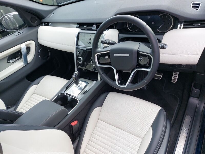 More views of Land Rover Discovery Sport