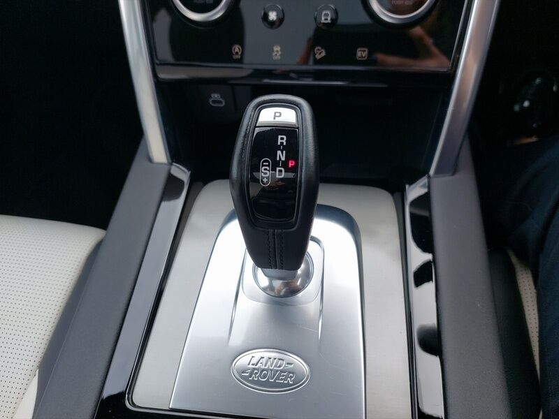 More views of Land Rover Discovery Sport