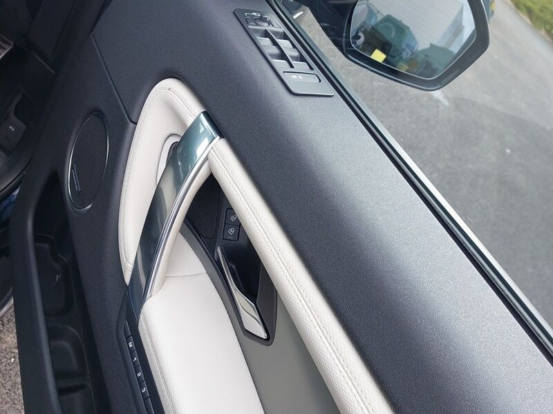 More views of Land Rover Discovery Sport