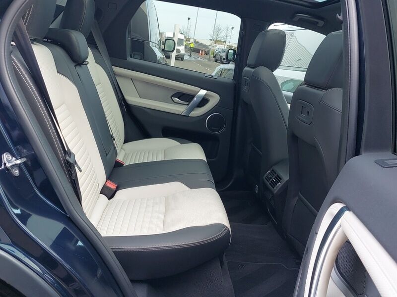 More views of Land Rover Discovery Sport