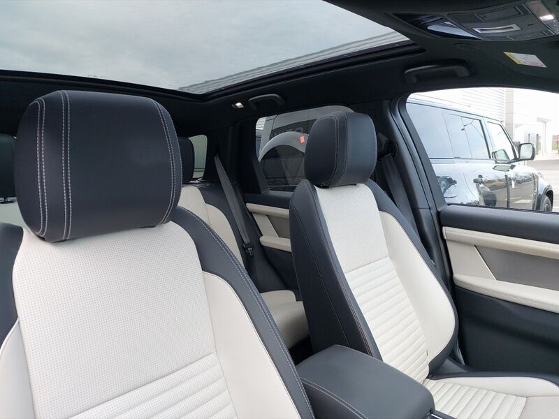 More views of Land Rover Discovery Sport