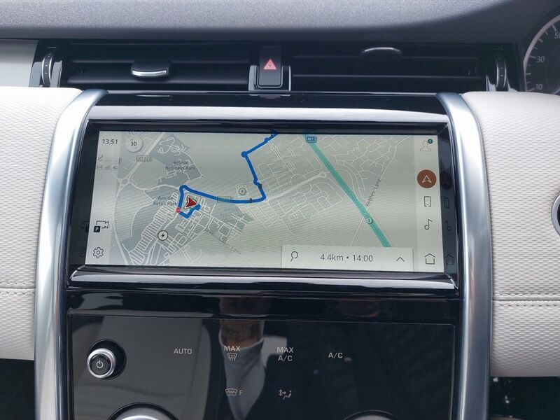 More views of Land Rover Discovery Sport