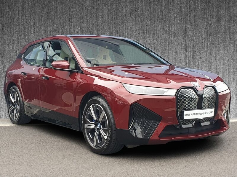 More views of BMW iX