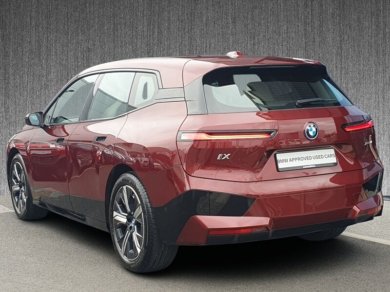 More views of BMW iX