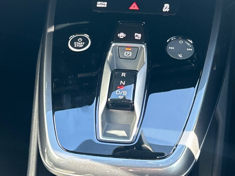 More views of Audi Q4 e-tron