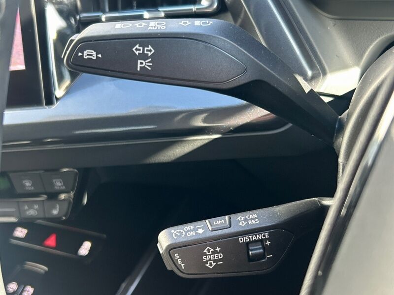 More views of Audi Q4 e-tron