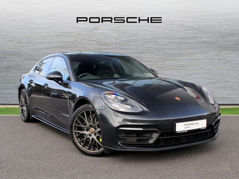 More views of Porsche Panamera