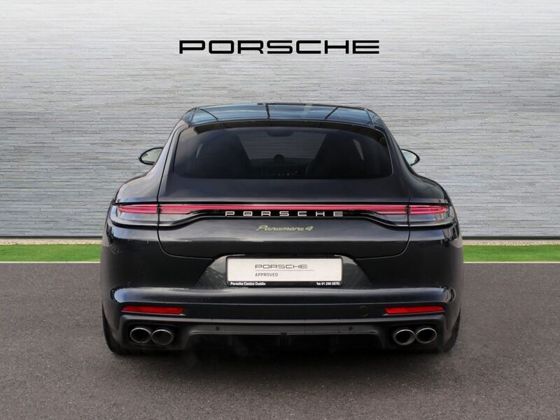 More views of Porsche Panamera