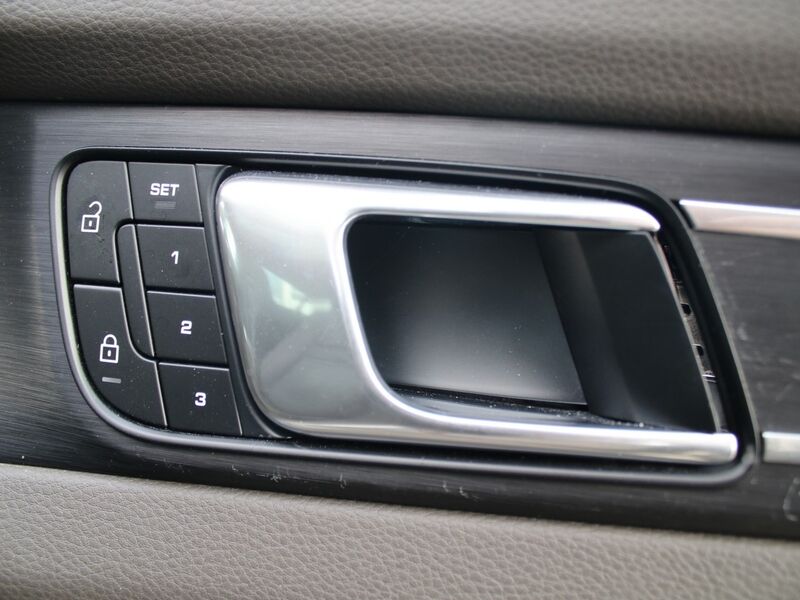 More views of Porsche Panamera