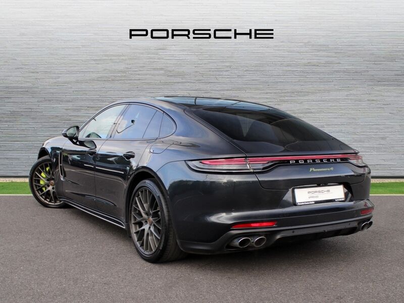 More views of Porsche Panamera