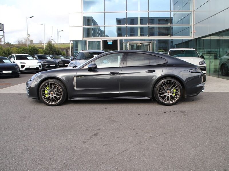 More views of Porsche Panamera