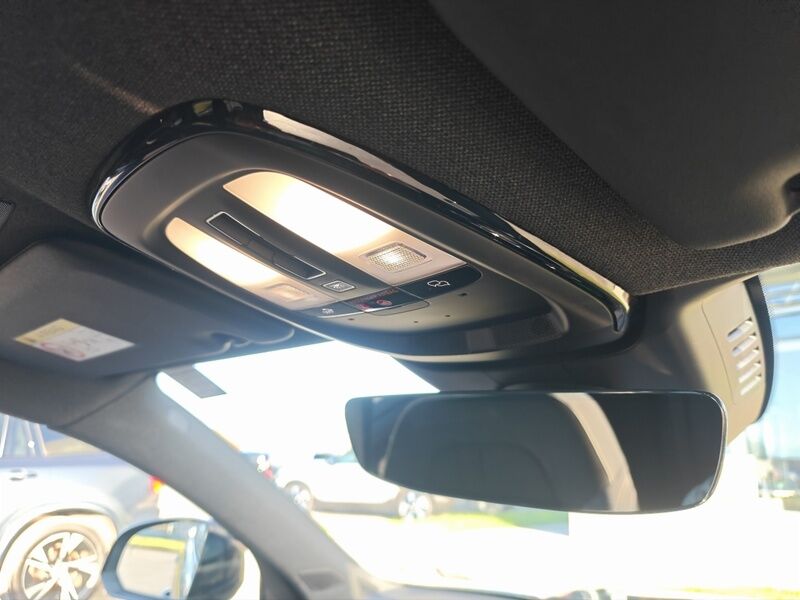 More views of Volvo XC40