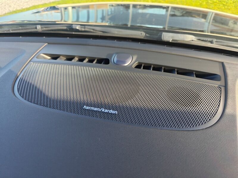 More views of Volvo XC40