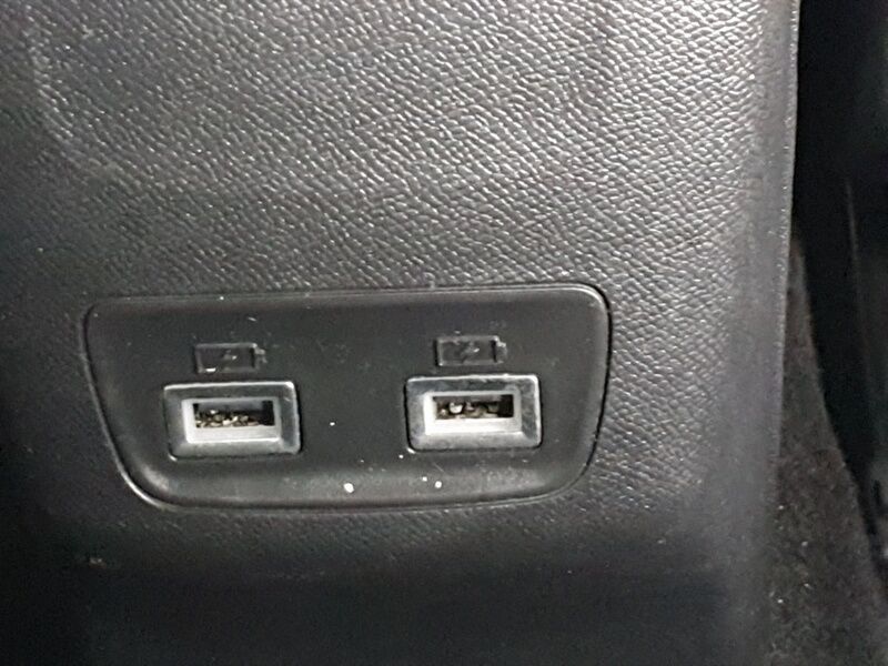 More views of Peugeot 2008