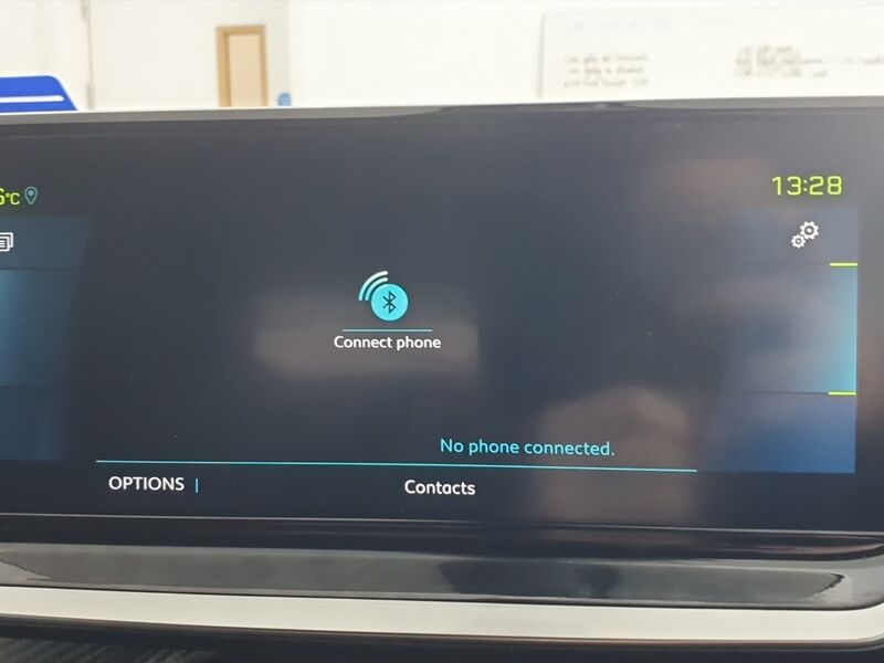 More views of Peugeot 2008