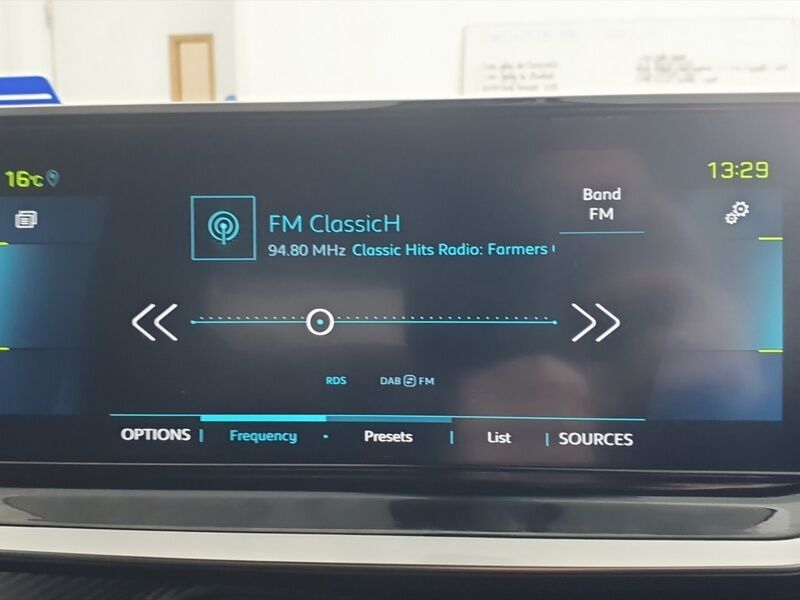 More views of Peugeot 2008