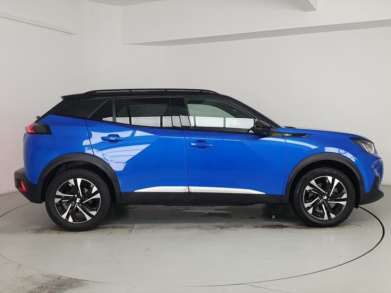 More views of Peugeot 2008