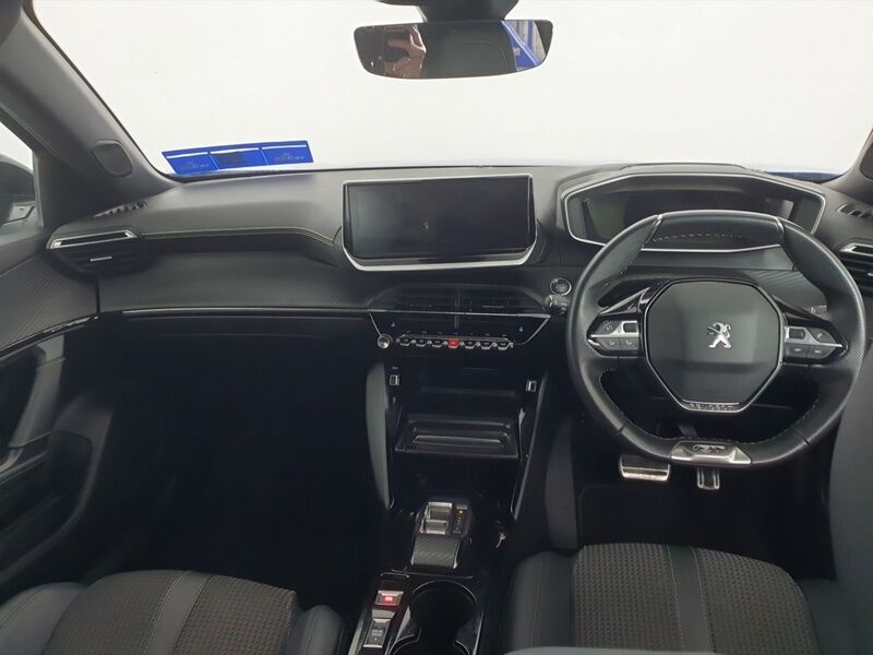 More views of Peugeot 2008