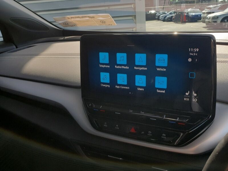 More views of Volkswagen ID.4