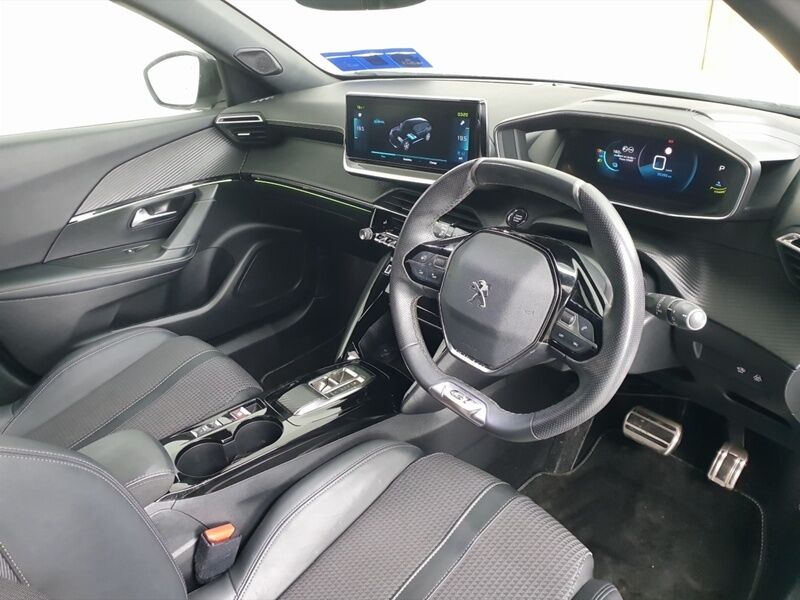 More views of Peugeot 2008