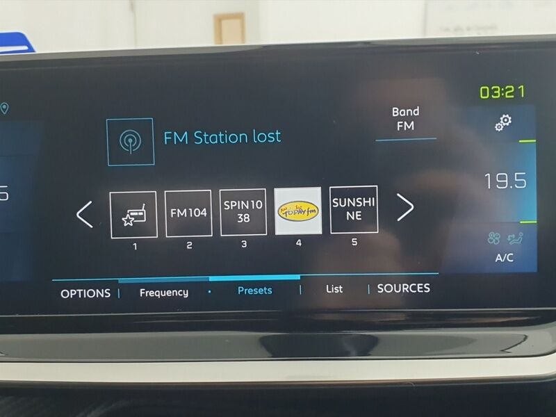 More views of Peugeot 2008