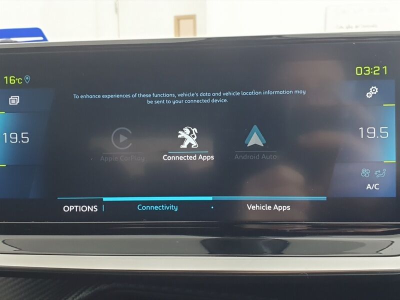 More views of Peugeot 2008