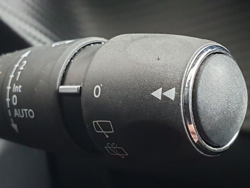 More views of Peugeot 2008