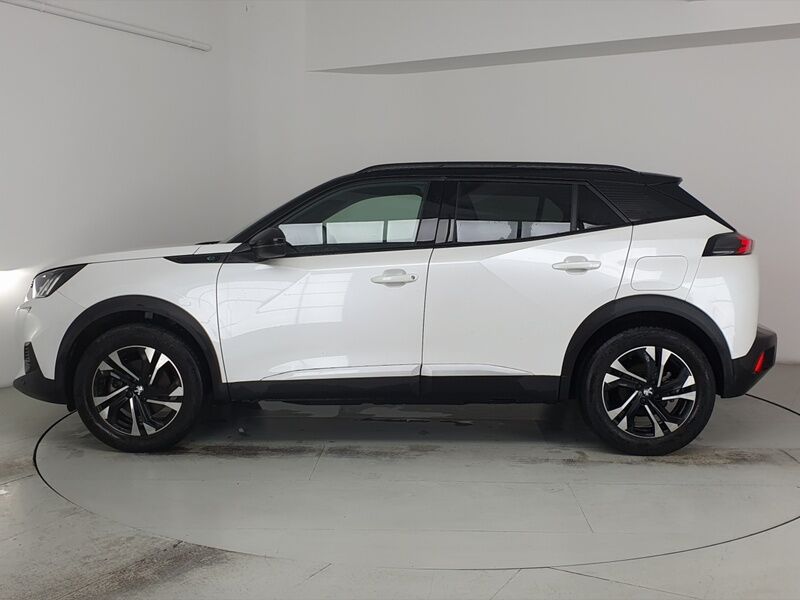 More views of Peugeot 2008