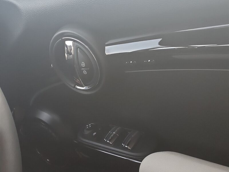 More views of Mini Cooper