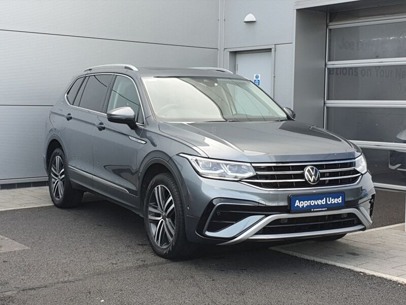 More views of Volkswagen Tiguan Allspace