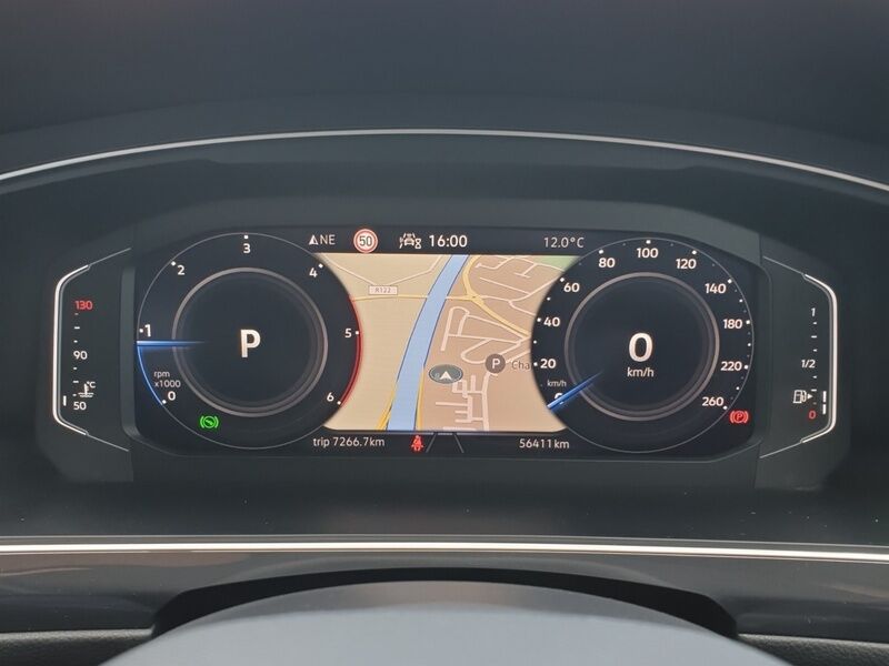 More views of Volkswagen Tiguan Allspace