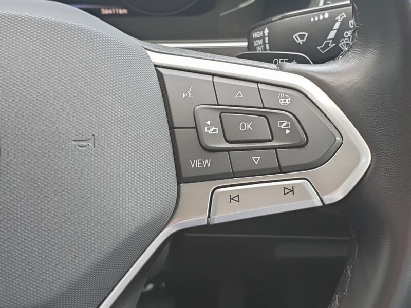 More views of Volkswagen Tiguan Allspace