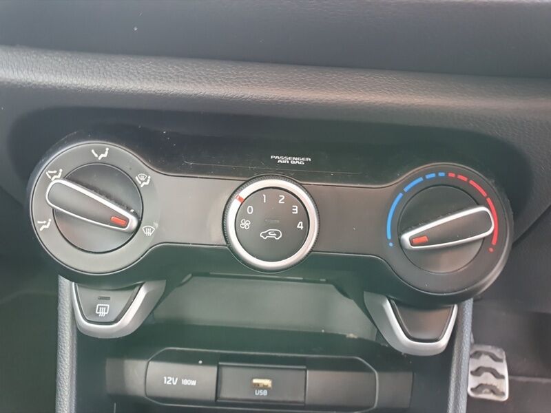 More views of Kia Picanto