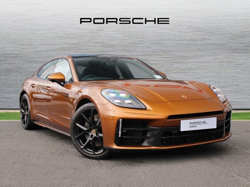 More views of Porsche Panamera