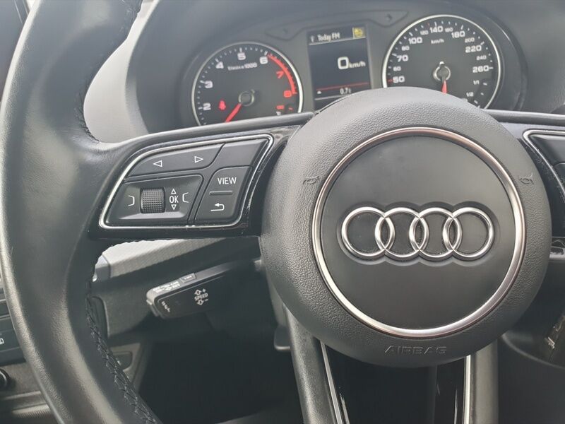 More views of Audi Q2